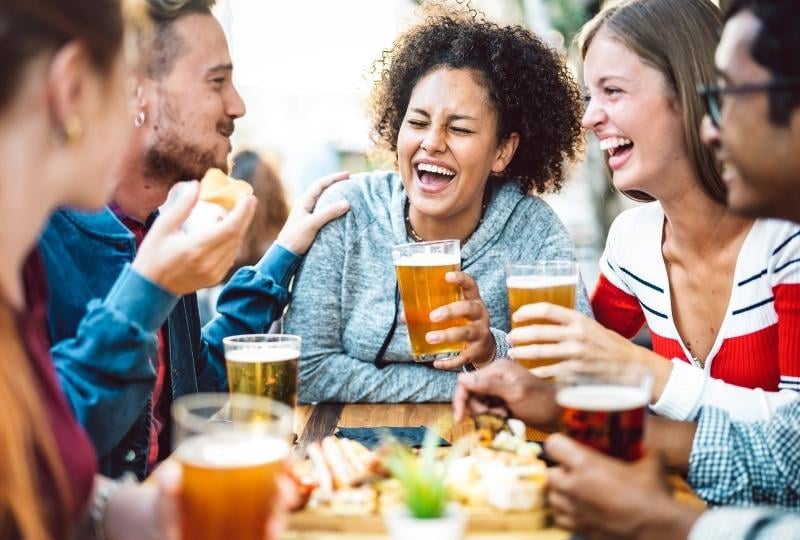 customers-enjoying-brewery