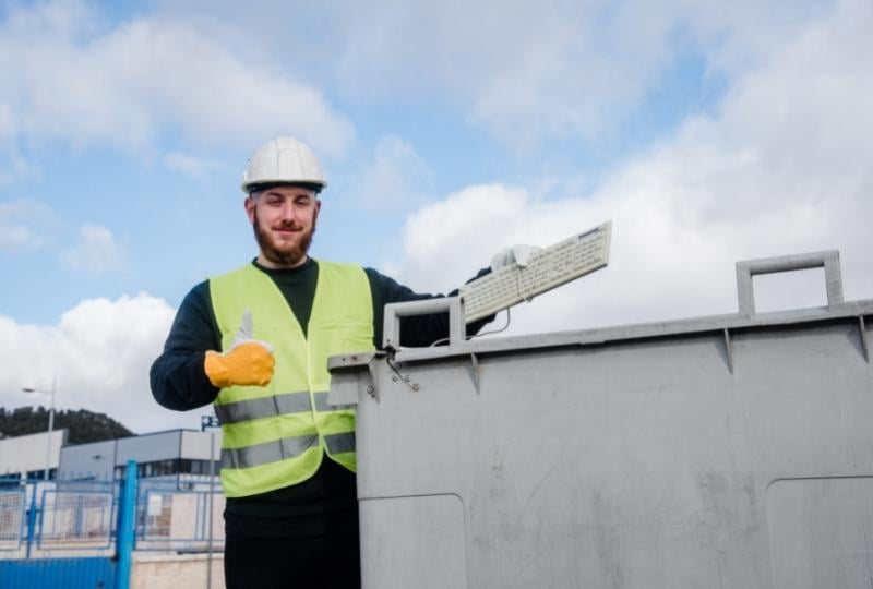 satisfied dumpster rental business